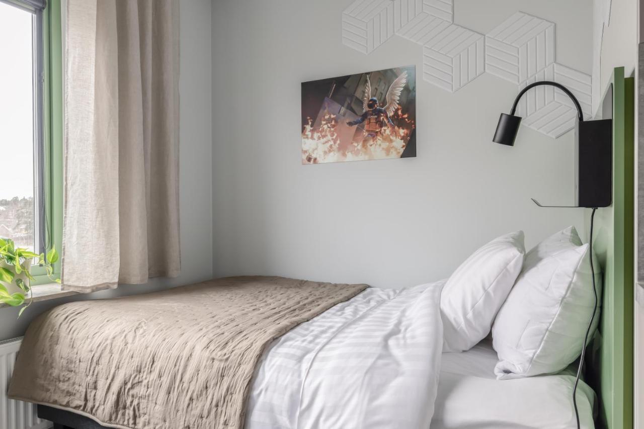 Homex Hotel For Gamers Täby Exteriör bild