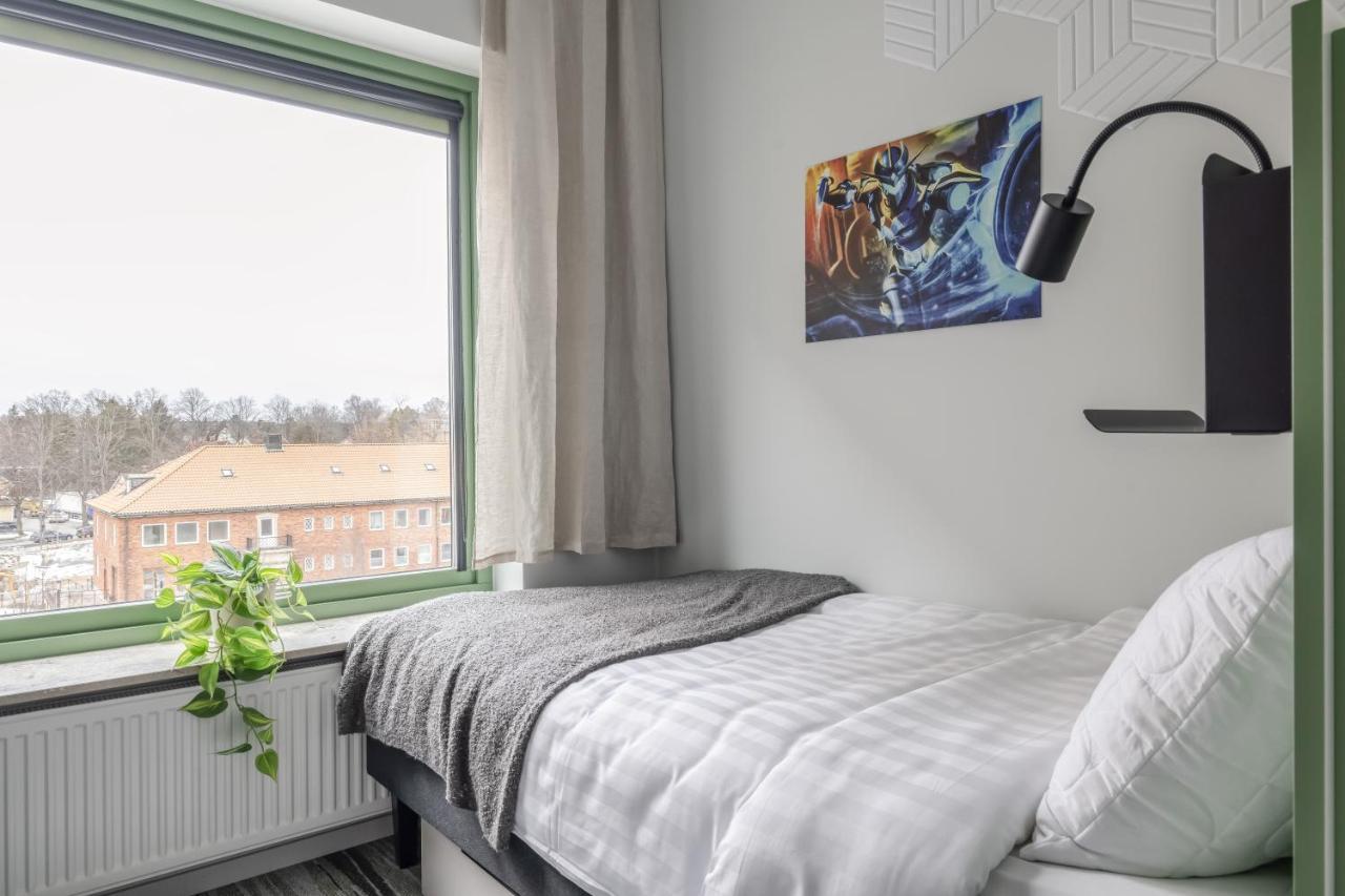 Homex Hotel For Gamers Täby Exteriör bild